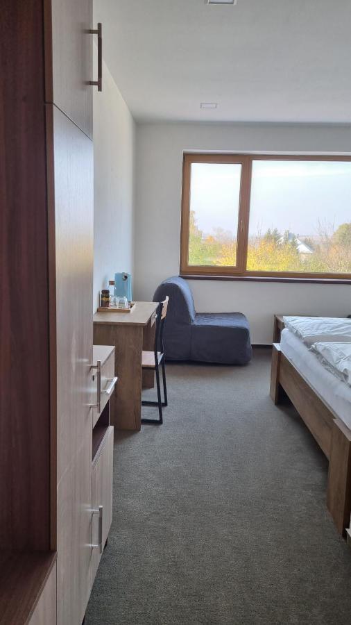 Pension Vinarstvi Klucov エクステリア 写真