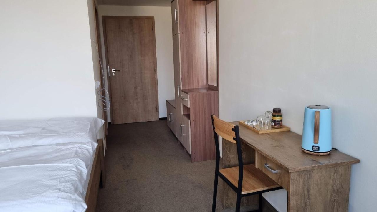 Pension Vinarstvi Klucov エクステリア 写真